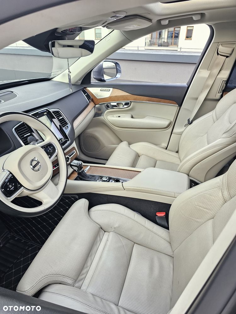 Volvo XC 90 D5 AWD Inscription 7os - 18