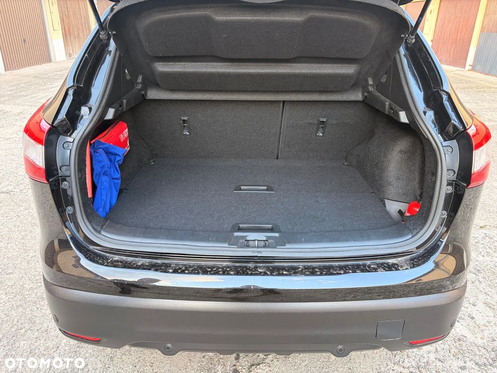 Nissan Qashqai 1.6 DIG-T N-Connecta - 22