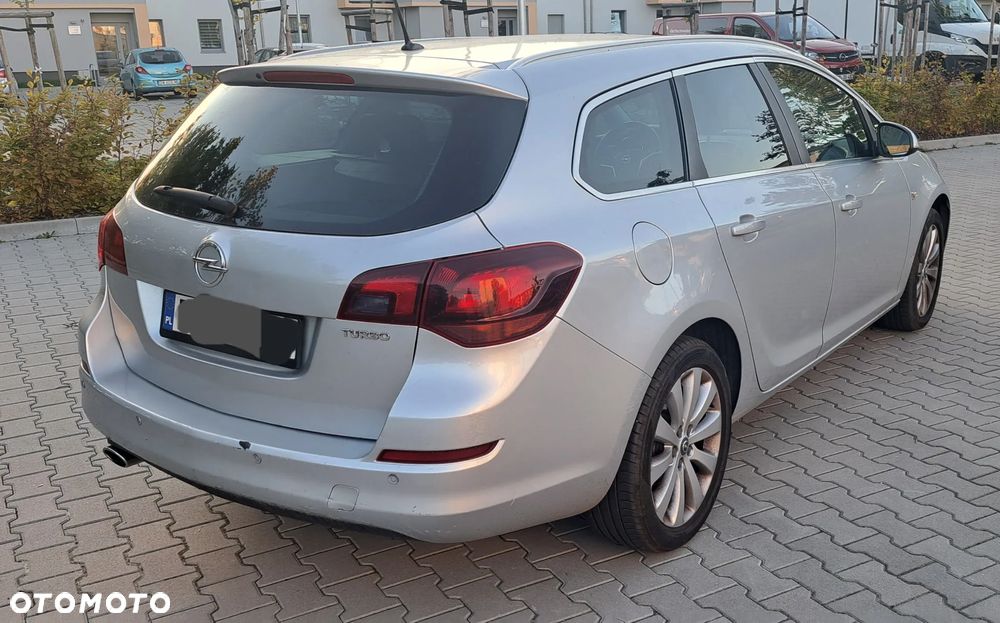 Opel Astra - 2