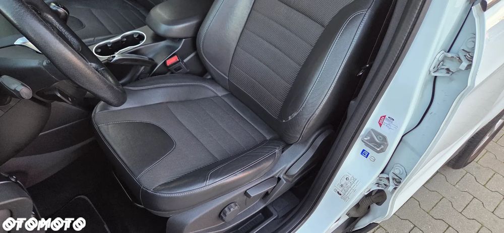 Ford Kuga 1.5 EcoBoost FWD Titanium ASS MMT6 - 32