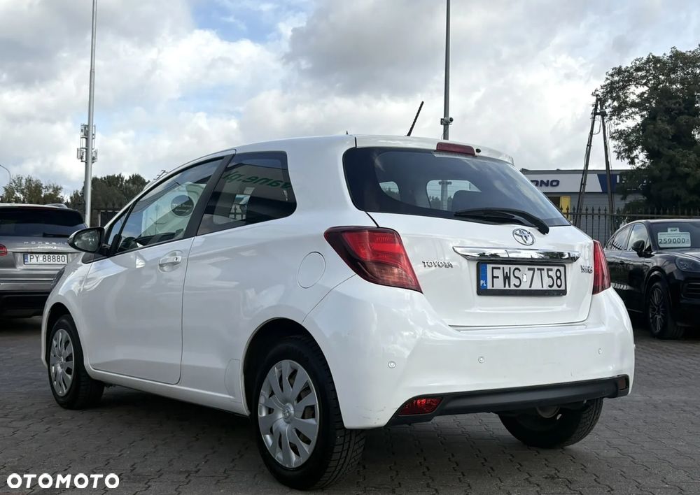 Toyota Yaris 2015