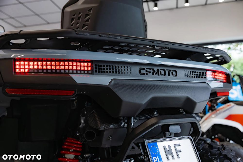 CFMoto CForce - 10