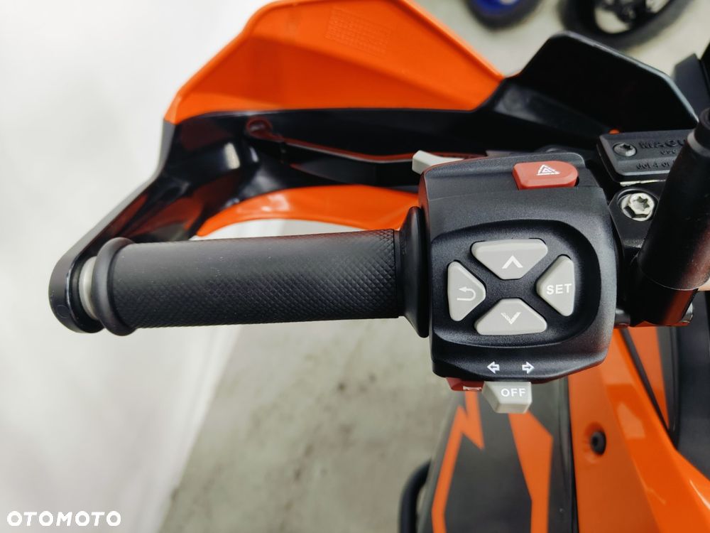 KTM Adventure - 15