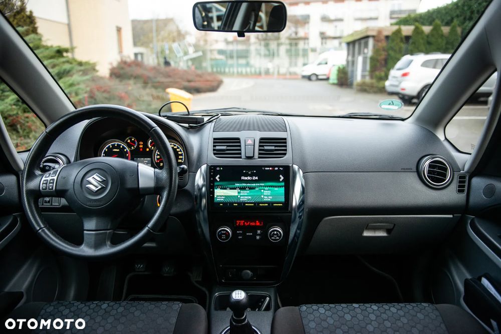 Suzuki SX4 1.6 VVT 4x4 Comfort - 23