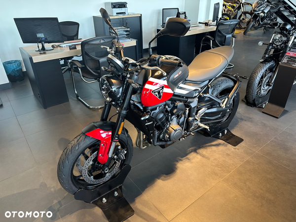 Triumph Trident