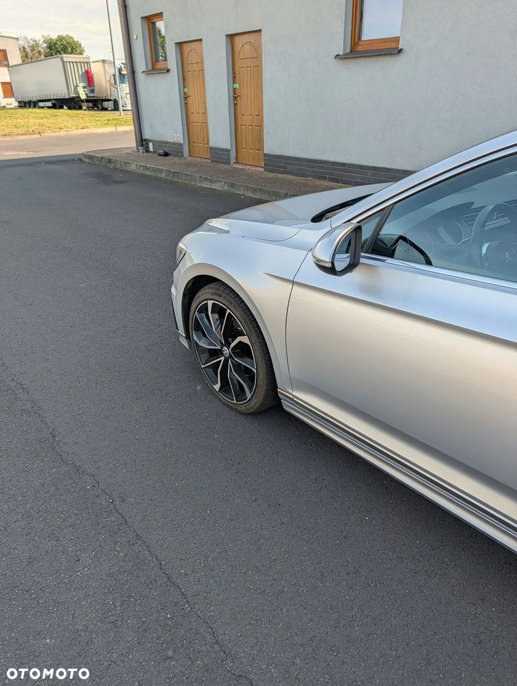 Volkswagen Passat 2.0 TDI (BlueMotion Technology) Highline - 2