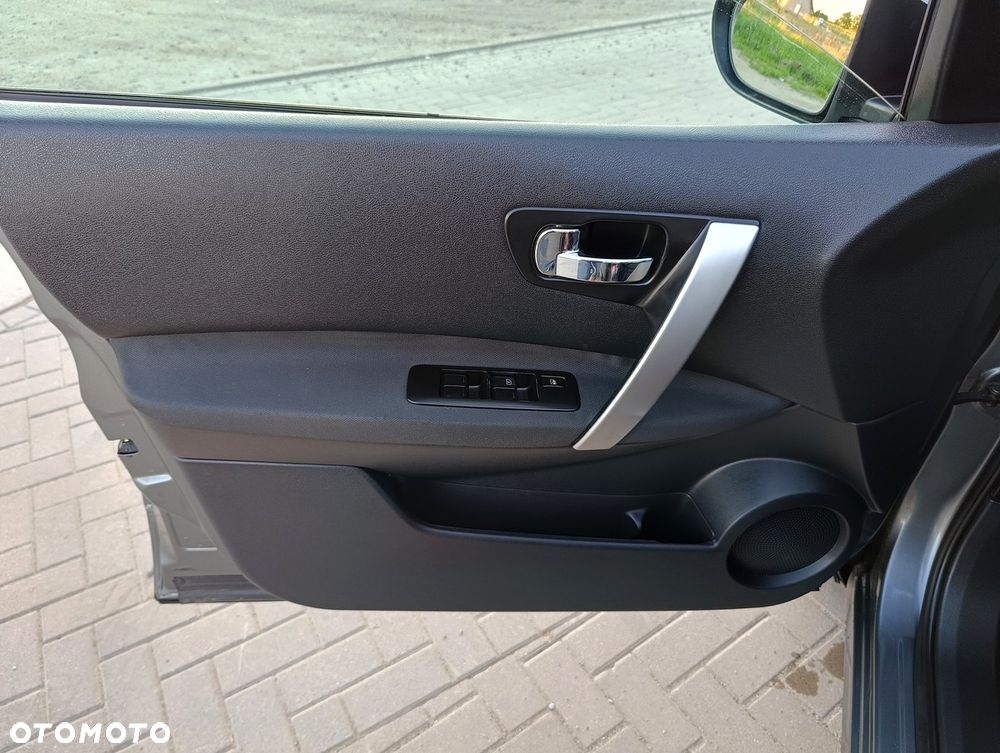 Nissan Qashqai 2.0 4x4 Tekna Premium - 32
