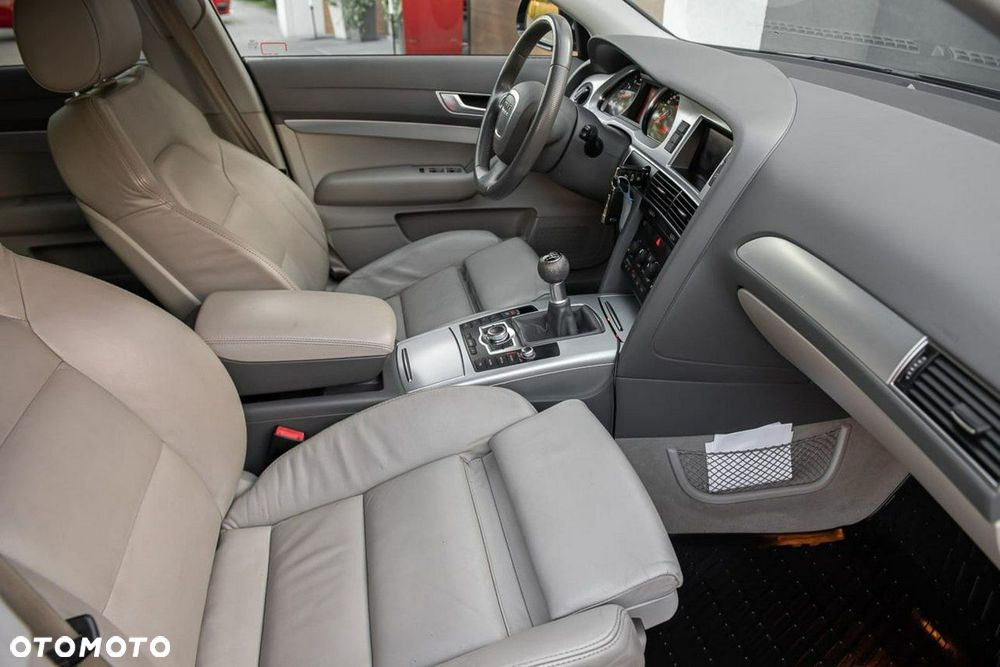 Audi A6 Avant - 25