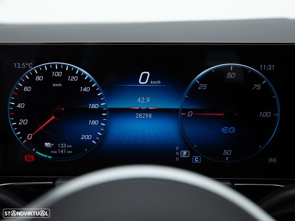 Mercedes-Benz EQA 300 4Matic Progressive - 27