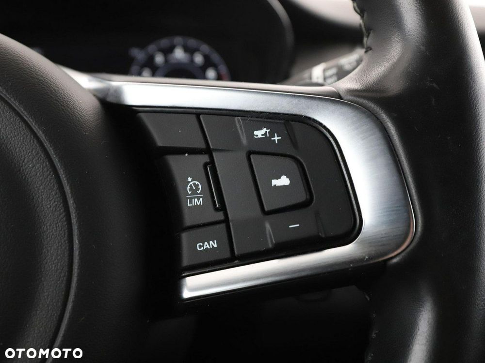 Jaguar E-Pace P200 AWD R-Dynamic S - 30