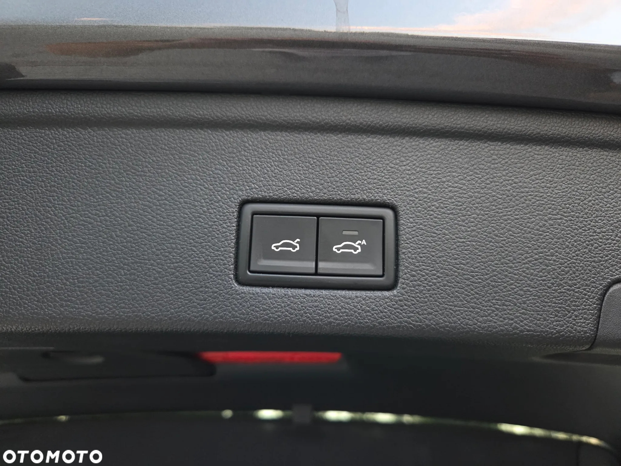 Volkswagen Touareg 3.0 V6 TFSI 4Motion R-Line - 39