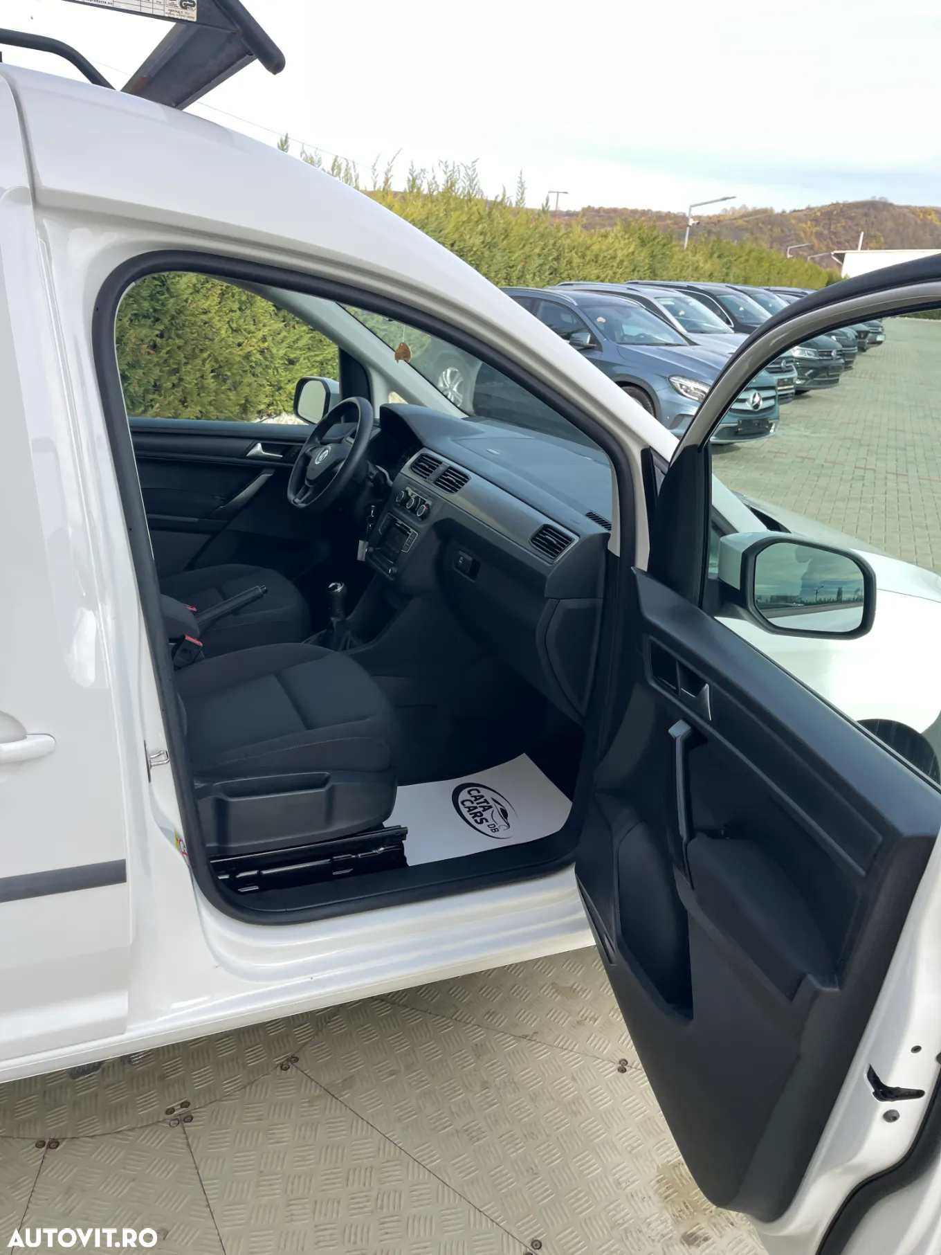 Volkswagen Caddy 2.0 TDI (7-Si.) Maxi Trendline - 22
