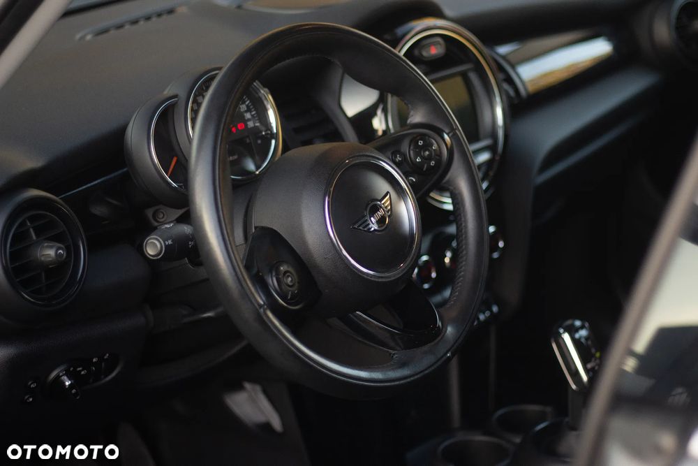 MINI Cooper Classic Trim - 13