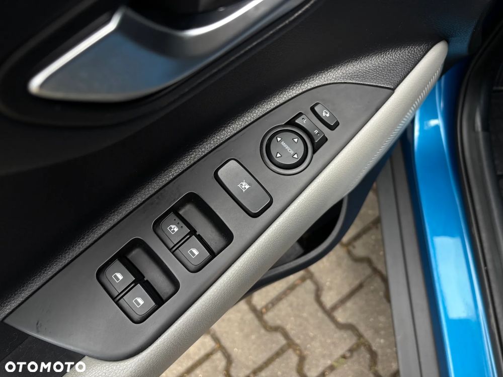 Kia Stonic 1.2 L - 17