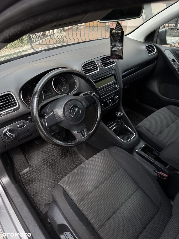 Volkswagen Golf 1.6 Comfortline - 5