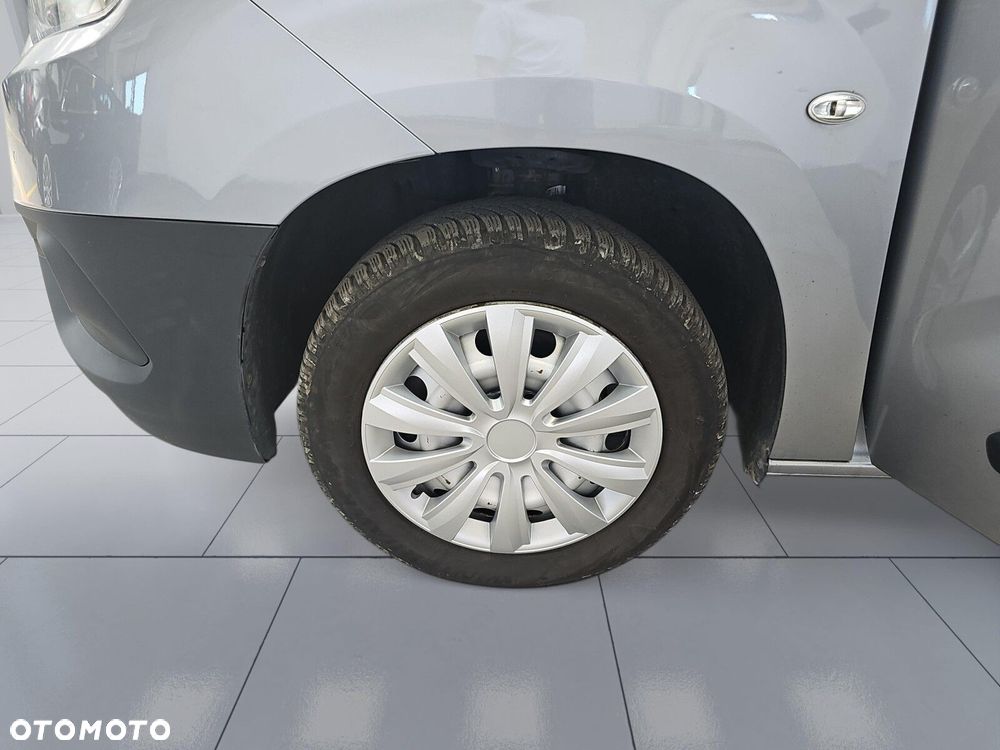 Toyota ProAce 2.3T 1.5D-4D 100KM long Furgon Active - 33