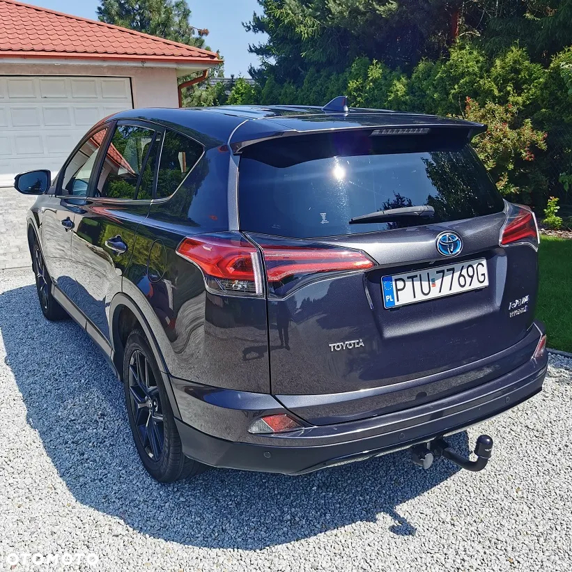 Toyota RAV4 - 6