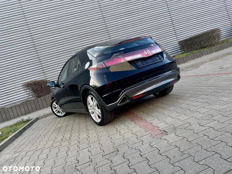 Honda Civic 1.8i-VTEC Sport - 30