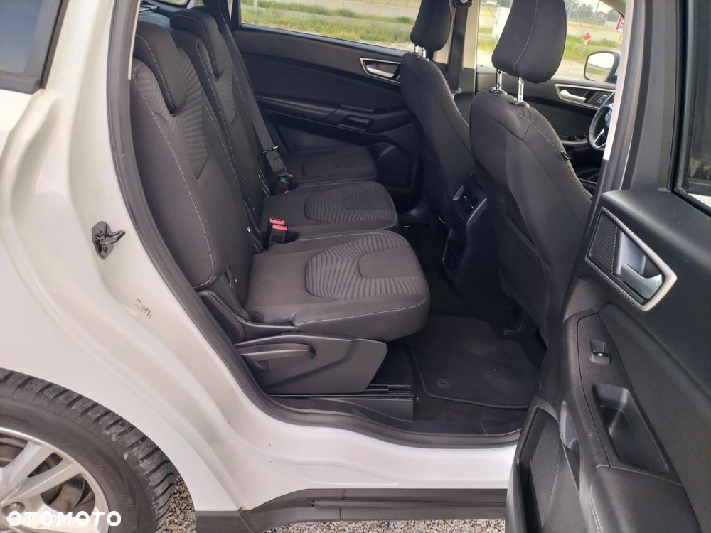 Ford S-Max - 19