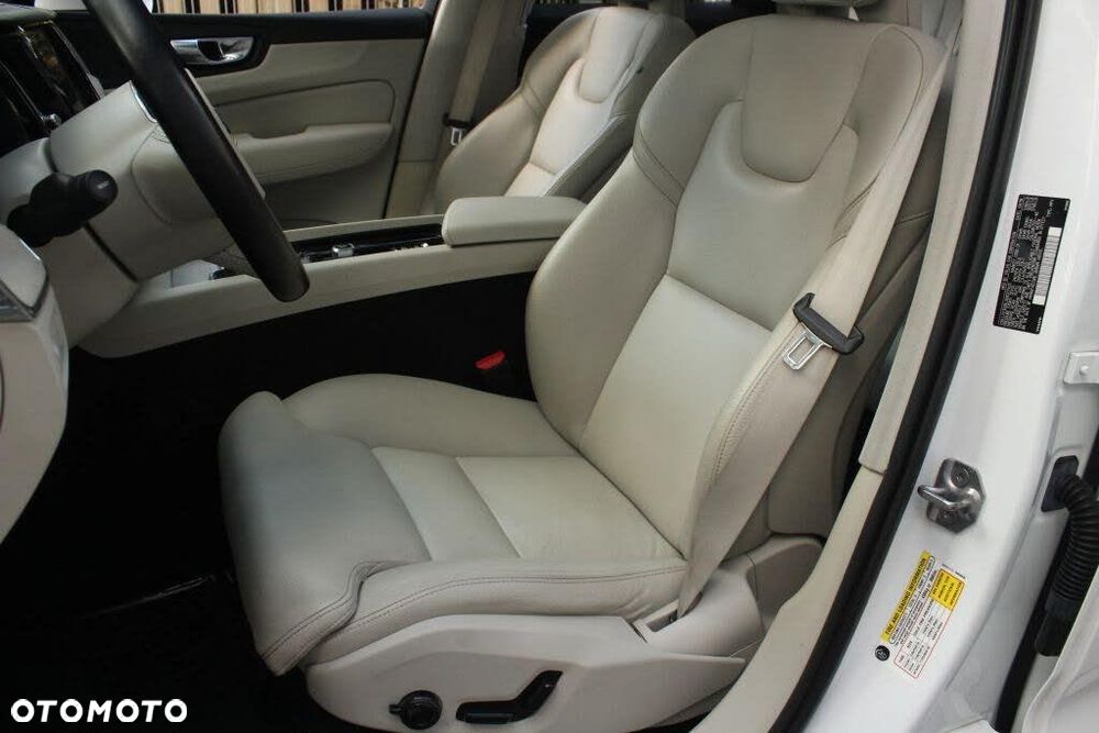 Volvo XC 60 T5 AWD Geartronic Inscription - 17
