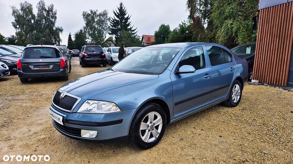 Skoda Octavia 1.6 Family Plus - 25