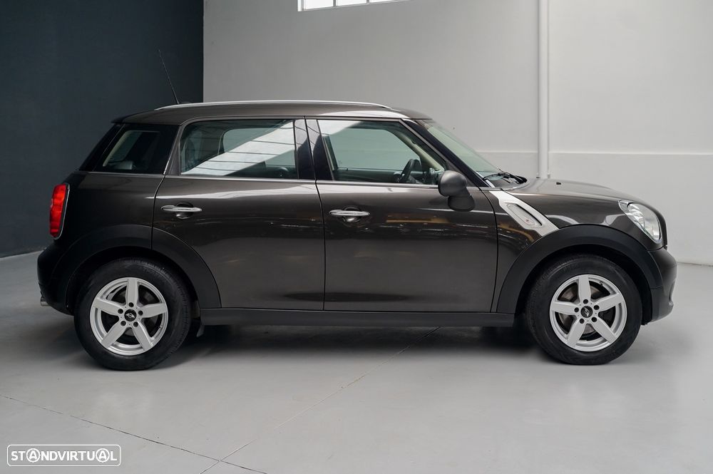 MINI Countryman One D - 7