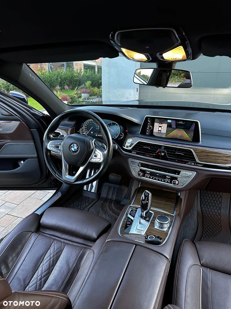 BMW Seria 7 740d xDrive - 10