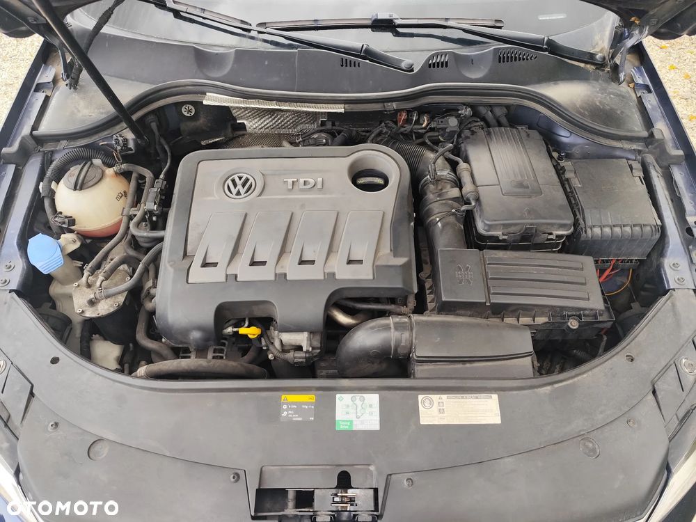 Volkswagen Passat - 9