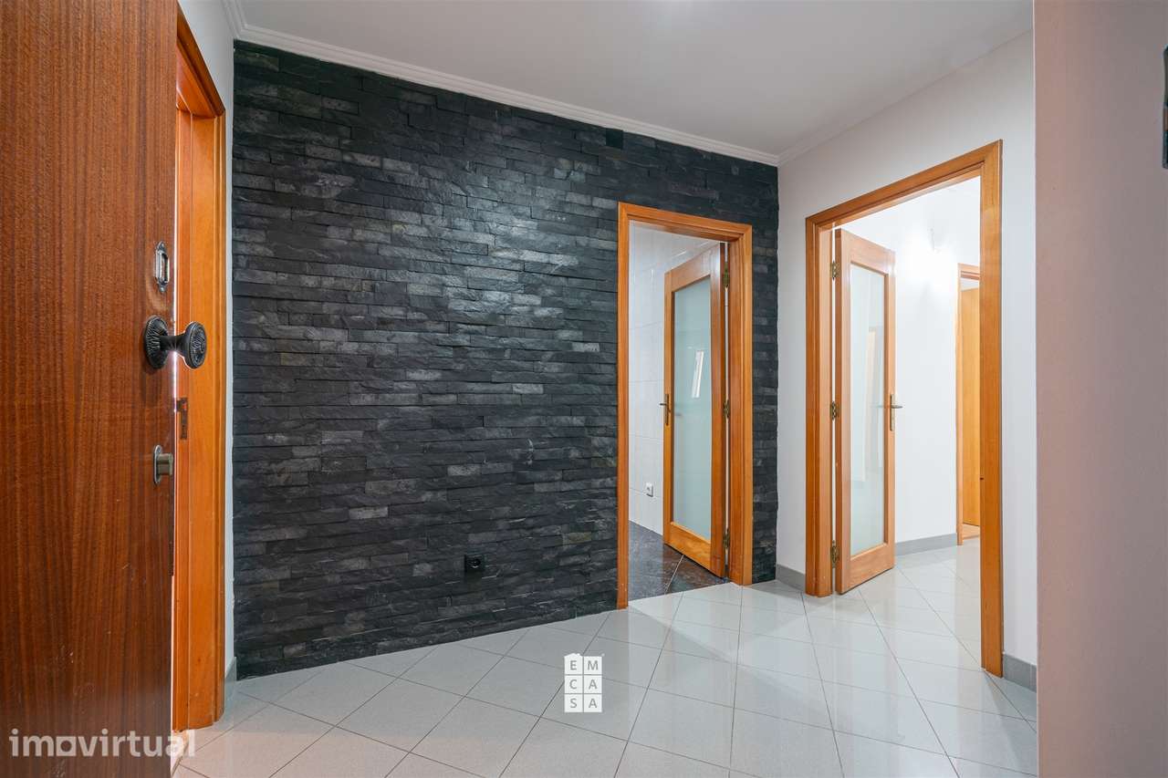 Apartamento T3 Venda em São Pedro de Castelões,Vale de Cambra - Grande imagem: 2/33