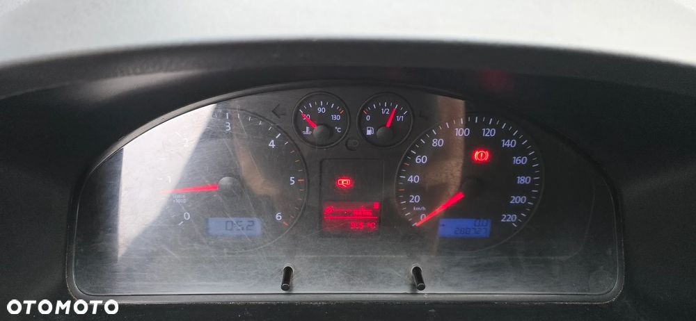 Volkswagen Transporter T5 Long - 15