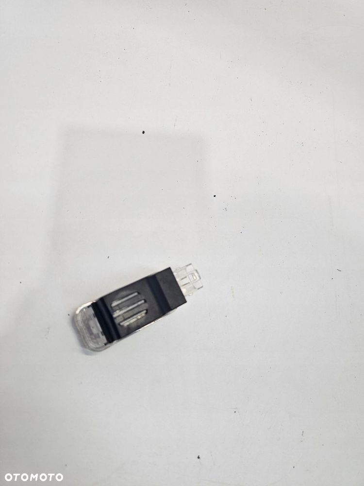 LAMPKA PROJEKTOR LOGO DRZWI AUDI A3 A4 A5 A6 A7 A8 ,, AUDI " - 6