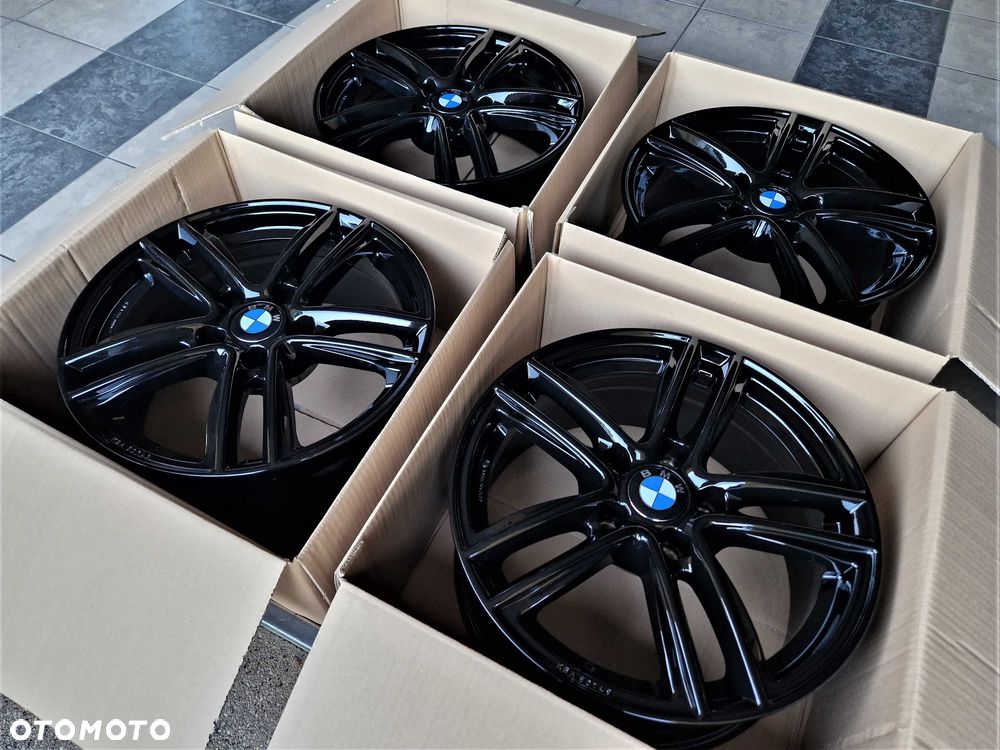 Alufelgi 17 BMW 5x120 1 3 X1 X3 F30 E90 E46 F20 E87 83 F25 Czarne 784# - 5