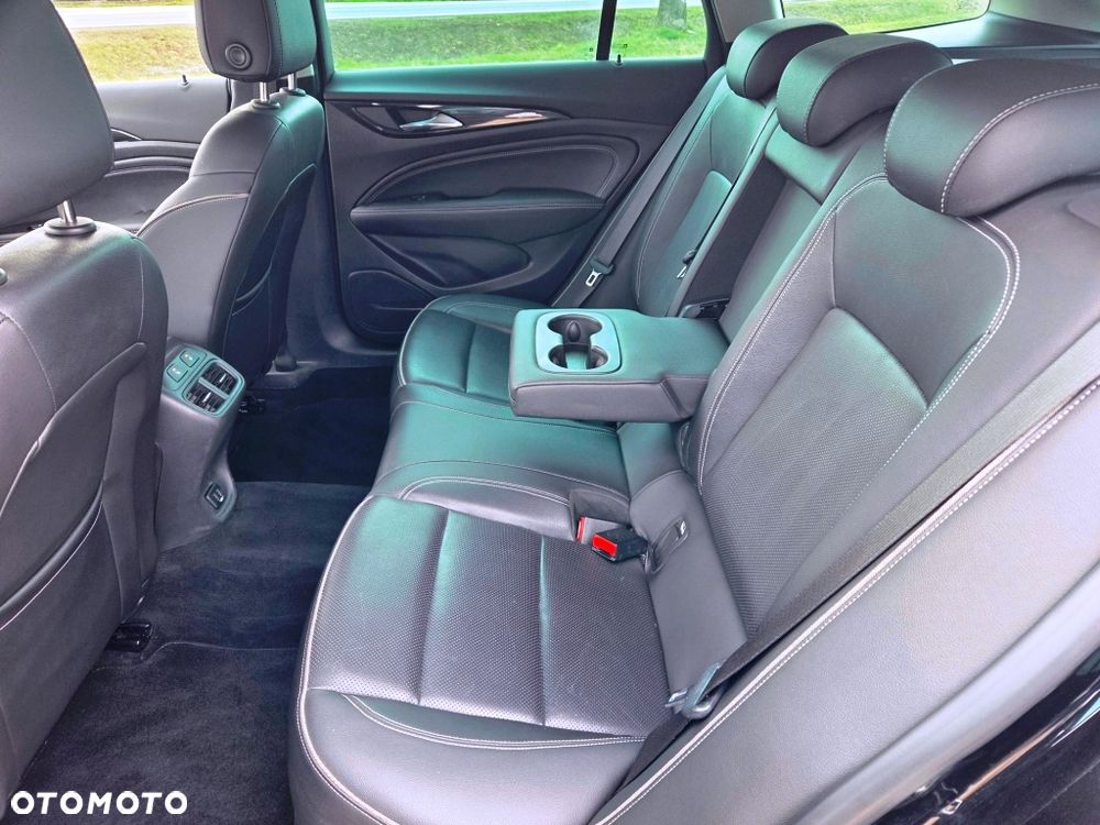 Opel Insignia 2.0 CDTI 4x4 Exclusive S&S - 28