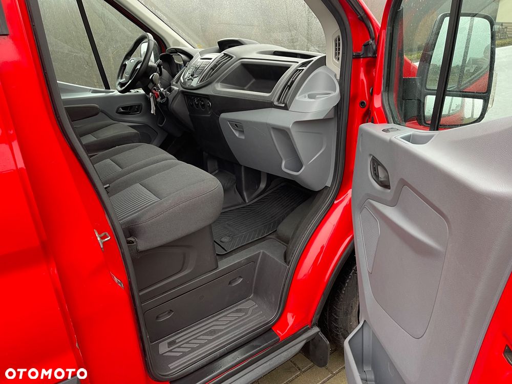 Ford Transit - 19