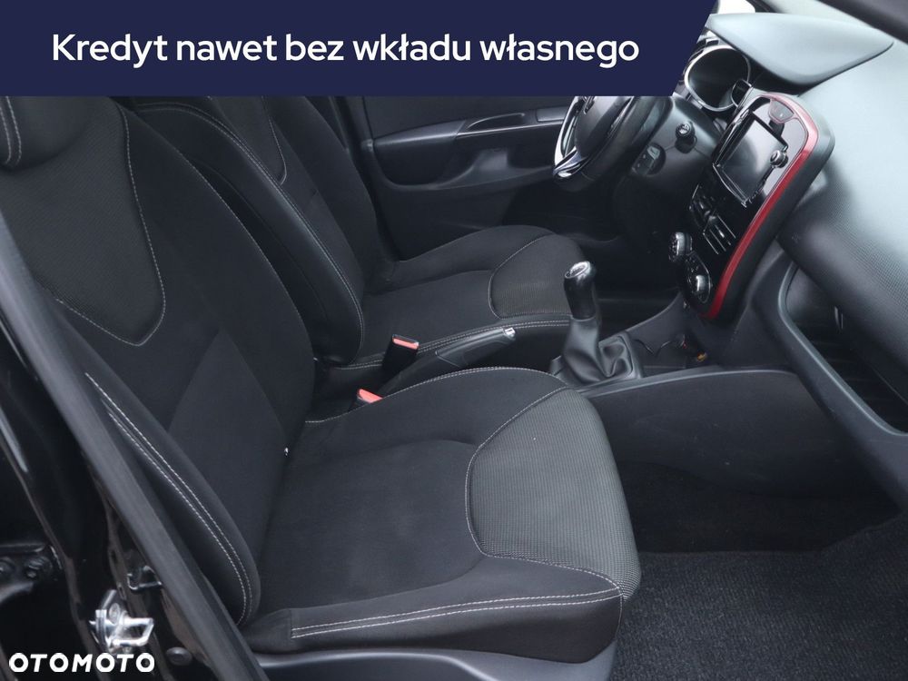 Renault Clio - 10