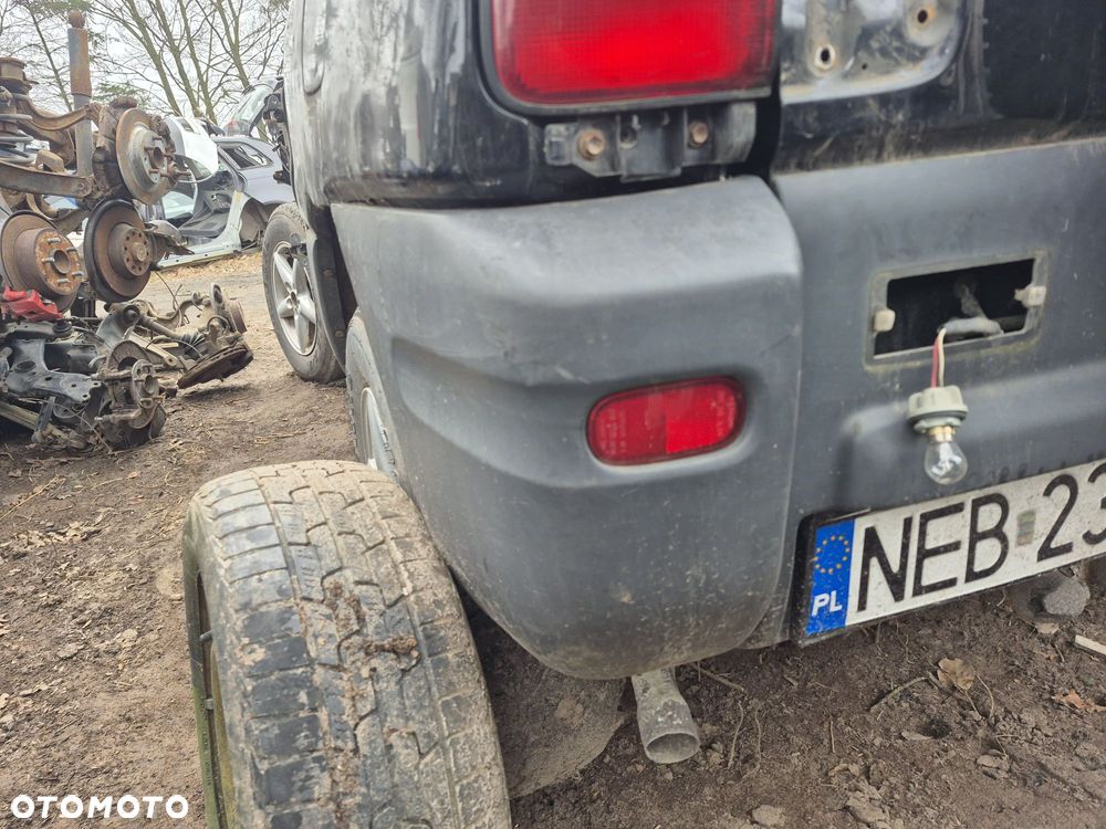 Nakładka narożnik zderzaka tył toyota rav4 I prawa lewa - 1