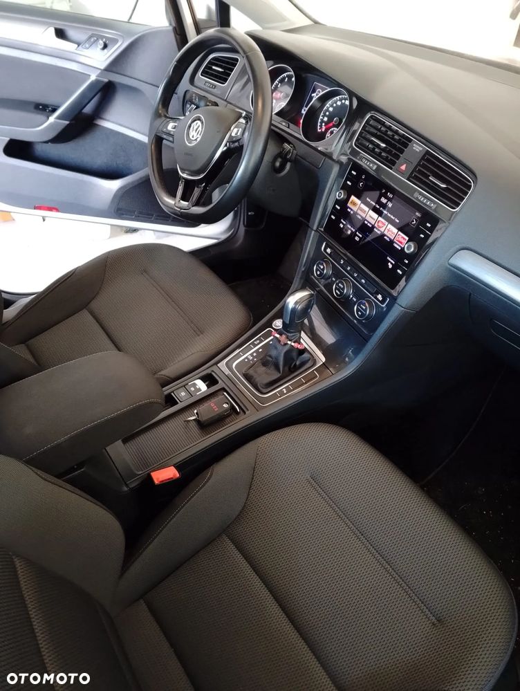 Volkswagen Golf 1.5 TSI ACT OPF DSG Comfortline - 9