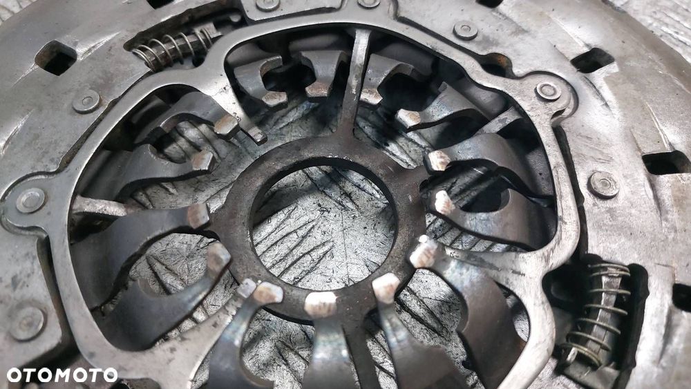 TARCZA DOCISK ŁOŻYSKO OPOROWE NISSAN PRIMERA P12 F9Q 120KM 1.9 DCI - 5