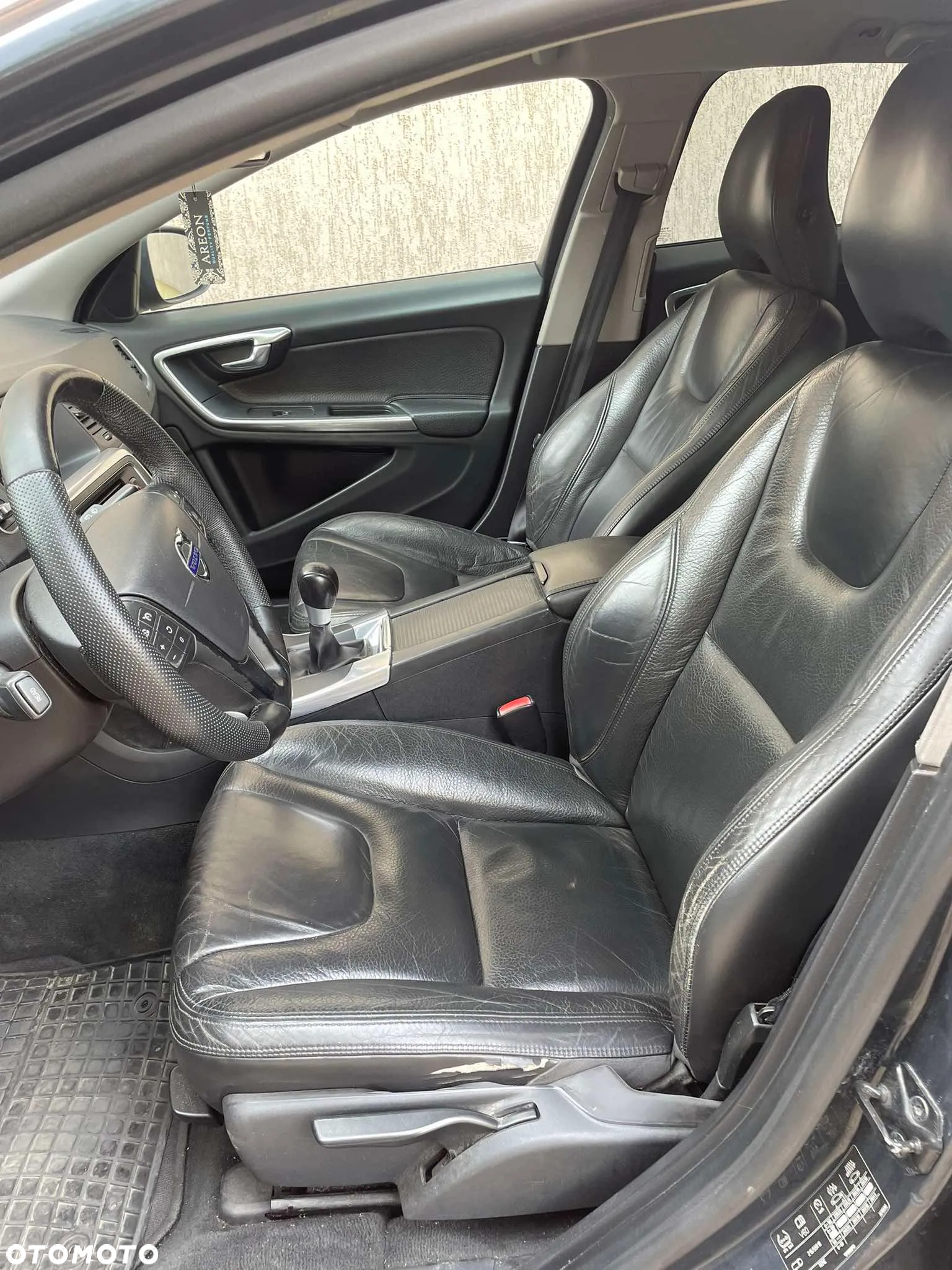 Volvo V60 D3 Kinetic - 12
