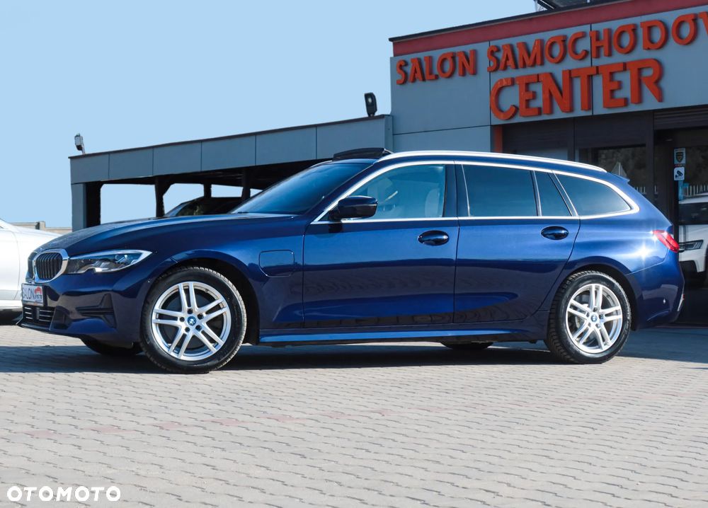 BMW Seria 3 320e Sport Line - 38