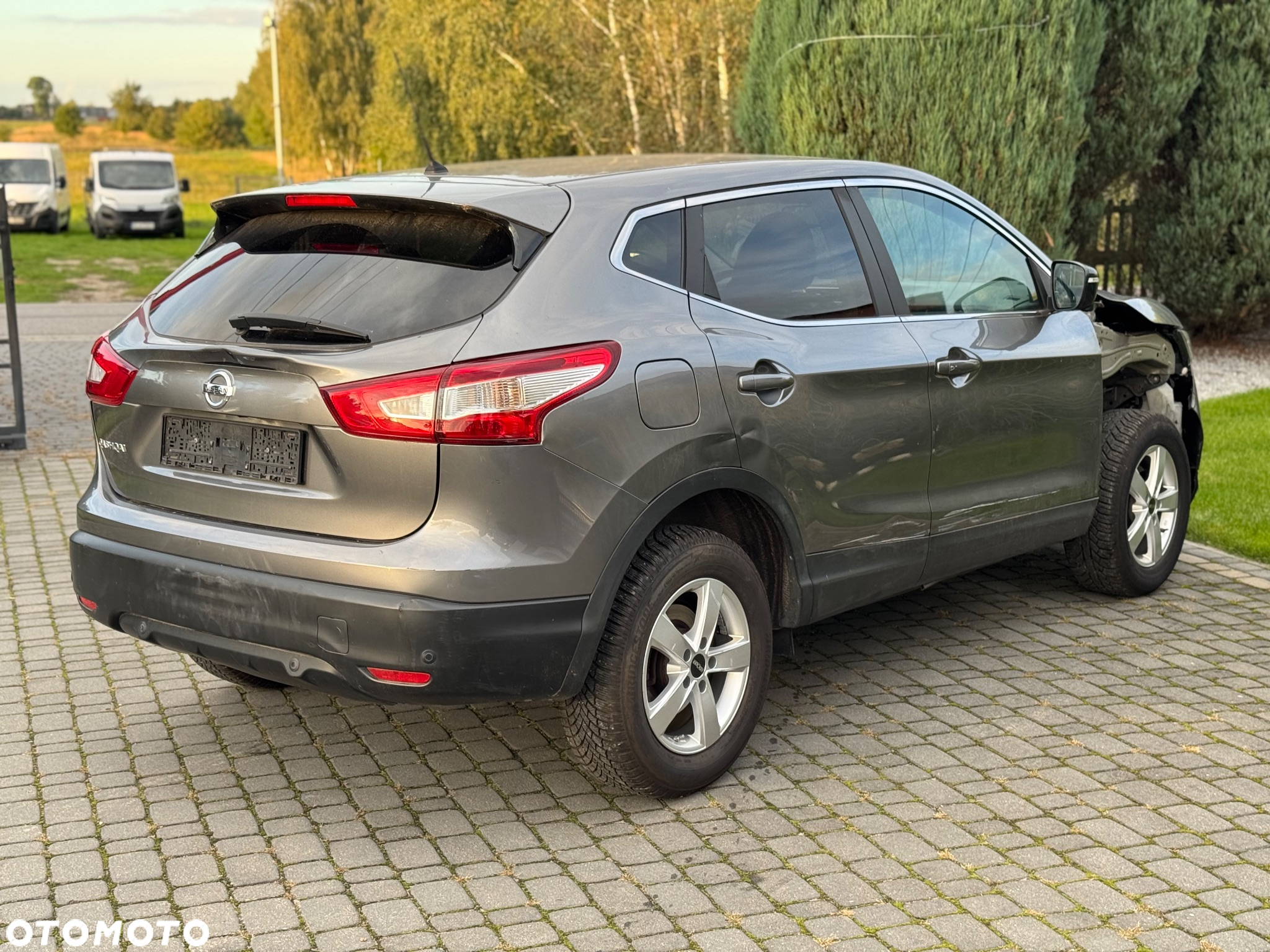 Nissan Qashqai - 9