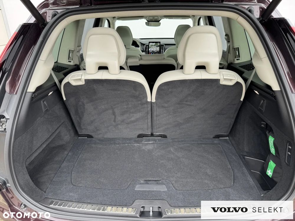Volvo XC 90 T8 AWD Plug-In Hybrid Ultra Bright 7os - 28