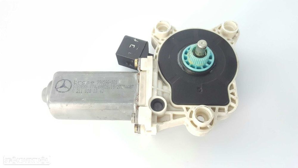 MOTOR ELEVADOR FRENTE ESQUERDO MERCEDES CLASE C (W203) BERLINA 270 CDI (203.016) - 2