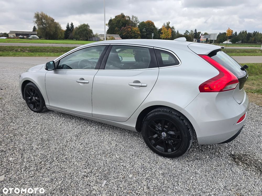 Volvo V40 D2 Kinetic - 5