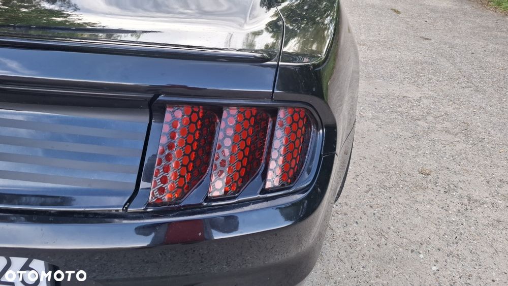 Ford Mustang - 14