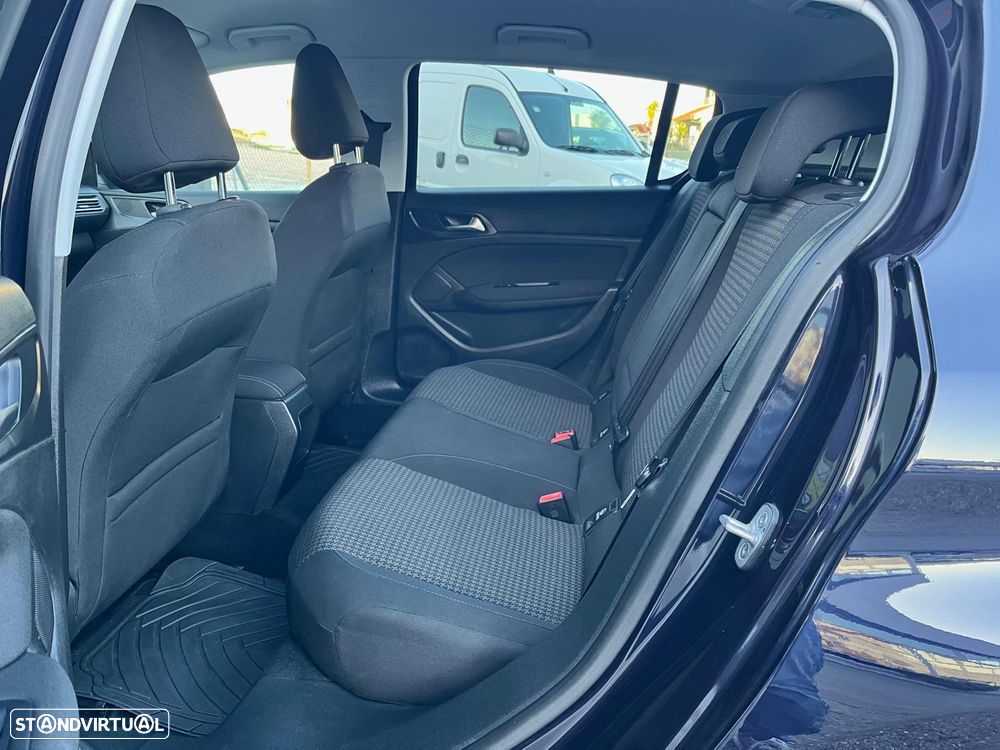 Peugeot 308 1.5 BlueHDi Style - 19