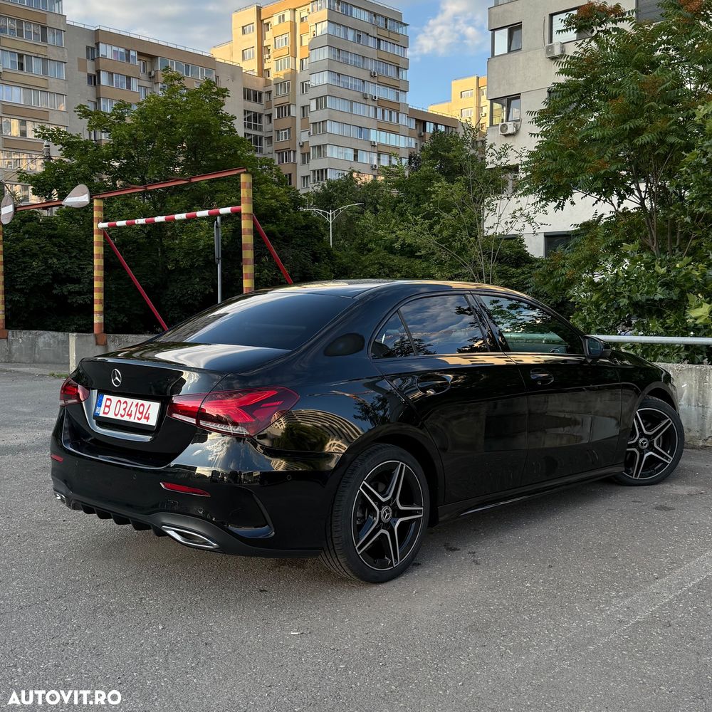 Mercedes-Benz A 180 Sedan 7G-DCT AMG Line - 12