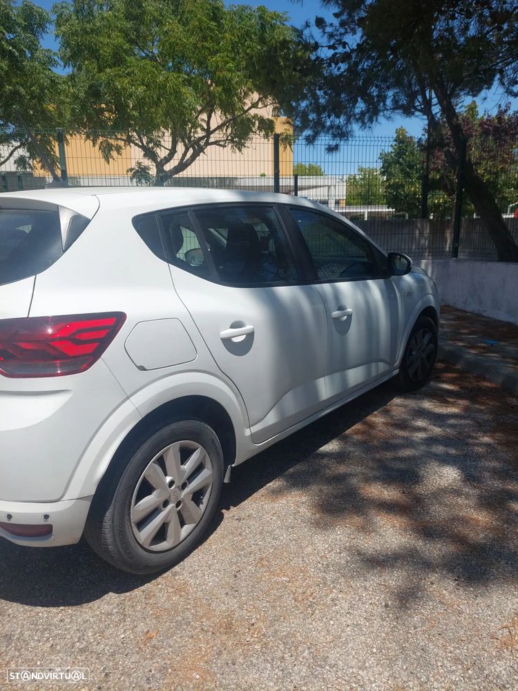Dacia Sandero - 5
