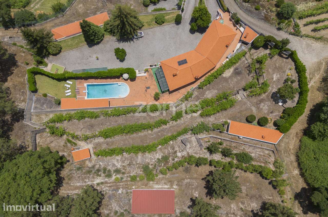 Quinta em Amarante – Espaço e Conforto com Vistas Maravilhosas - Grande imagem: 3/38