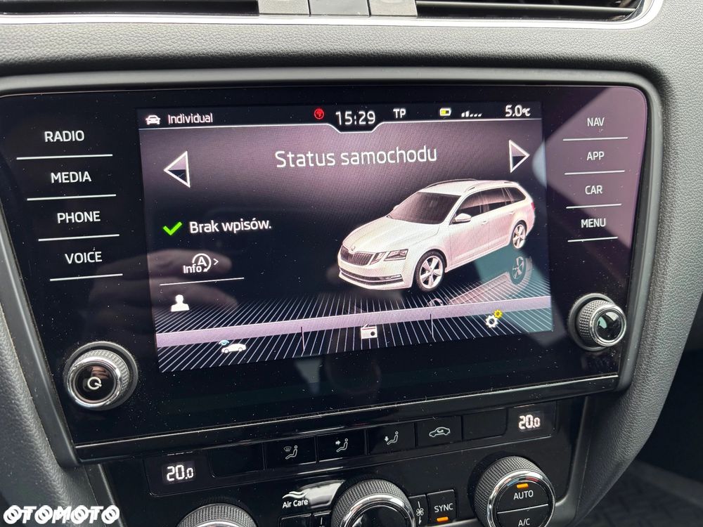 Skoda Octavia 2.0 TSI Ambition DSG - 26